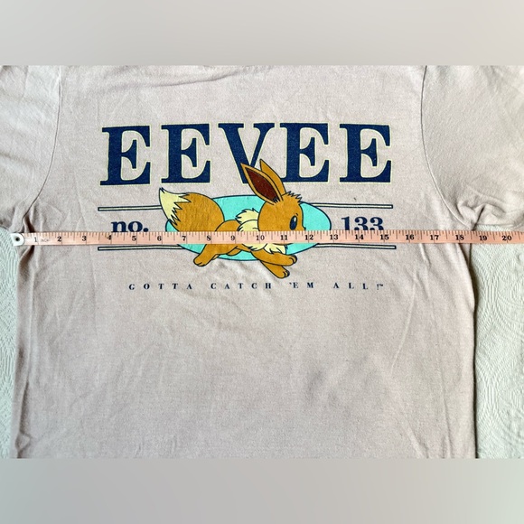 Eevee Pokémon “Gotta Catch ‘Em All!” Cream Graphic T-Shirt Anime Size Small - Picture 4 of 6